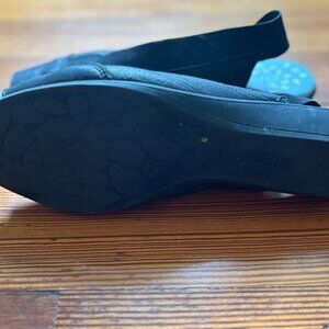 Cloud Black Casual Ladies Shoes